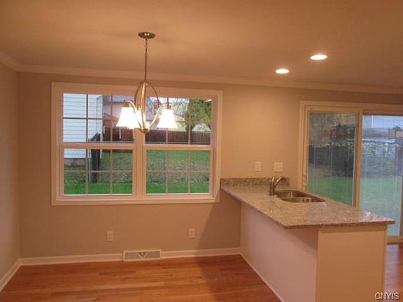 5th image of 5501 Taormina Dr
