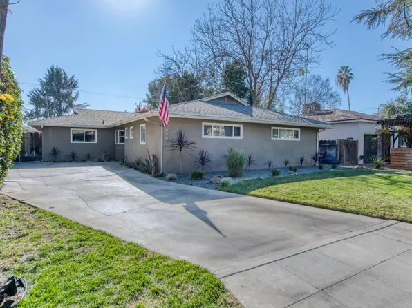 946 E Sussex Way, Fresno, CA 93704