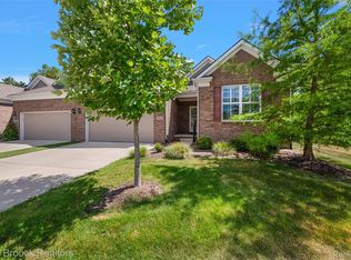 48841 Rockview Rd, Novi, MI 48374