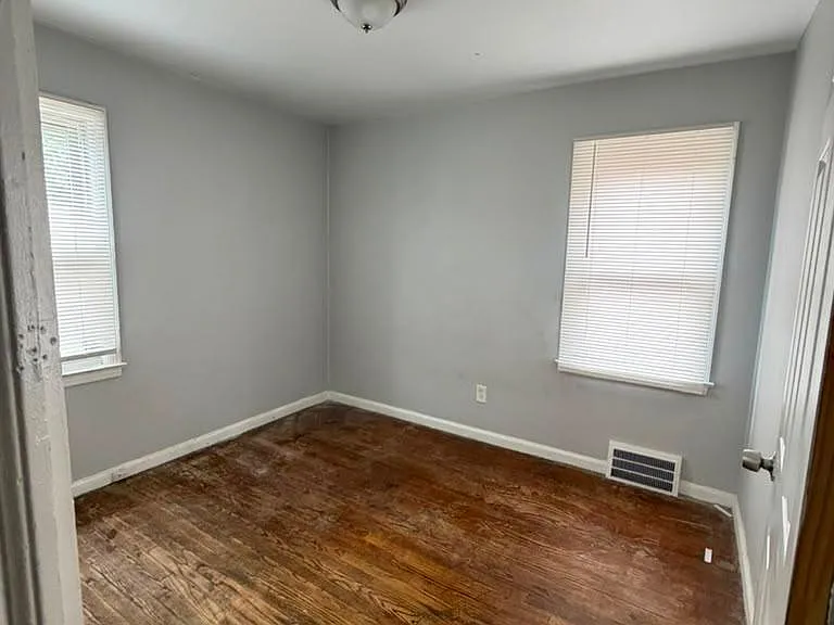 9406 Sorrento St — Photo 13