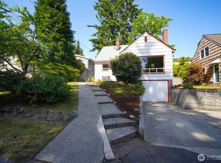 9219 15th Ave NE, Seattle, WA 98115