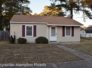 2402 Youngman Rd, Chesapeake, VA 23323