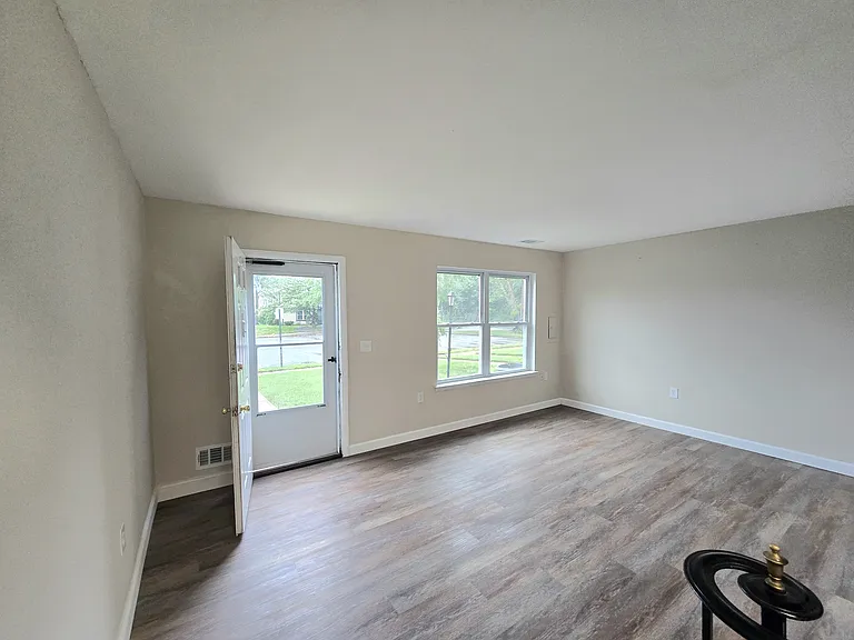 252 Greenwood Loop Rd — Photo 8
