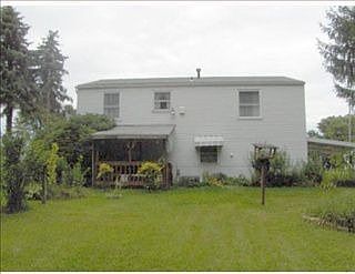 3rd image of 127 Cornell Dr
