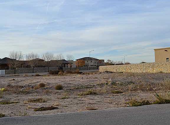 3rd image of 5701 Valley Lilac Ln