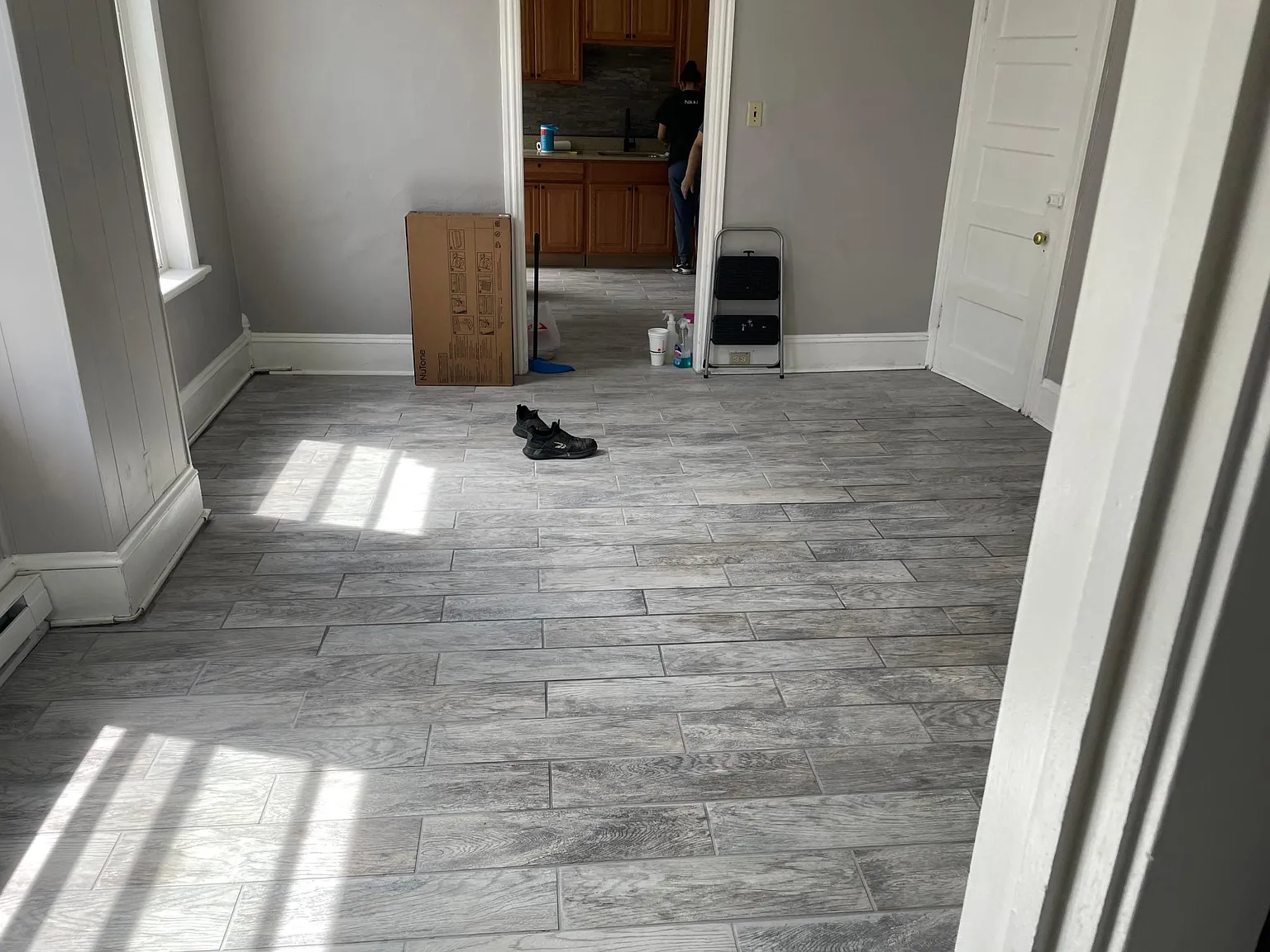 833 Seneca St — Photo 3