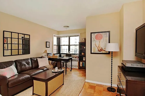 Rented by Town Residential | media 16