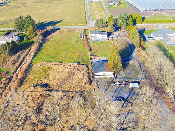 5th image of 19682 Richardson Rd