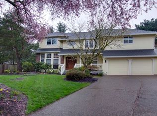 4011 Coho Ln, Lake Oswego, OR