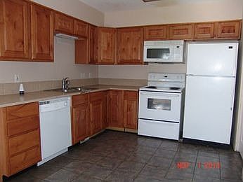 2nd image of 9772 S Yorkshire Dr
