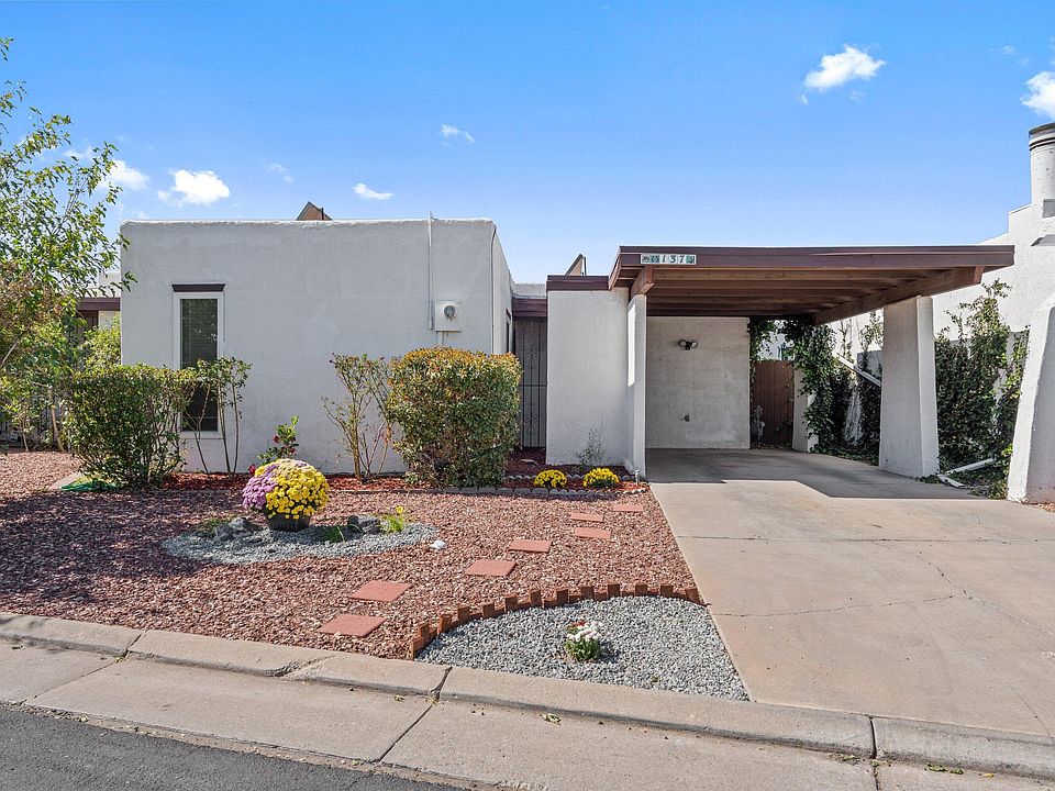 1st image of 137 Calle Pueblo Pinado NW