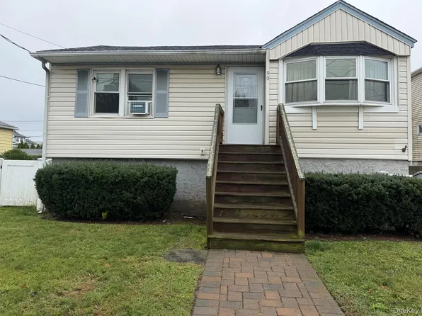 90 4th Avenue, East Rockaway, NY 11518