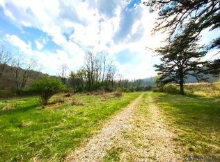Carpenters Park Rd, Davidsville, PA 15928