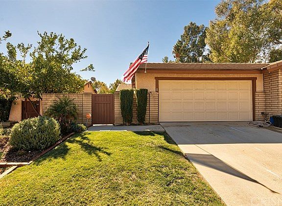 4th image of 23536 Lampara Dr