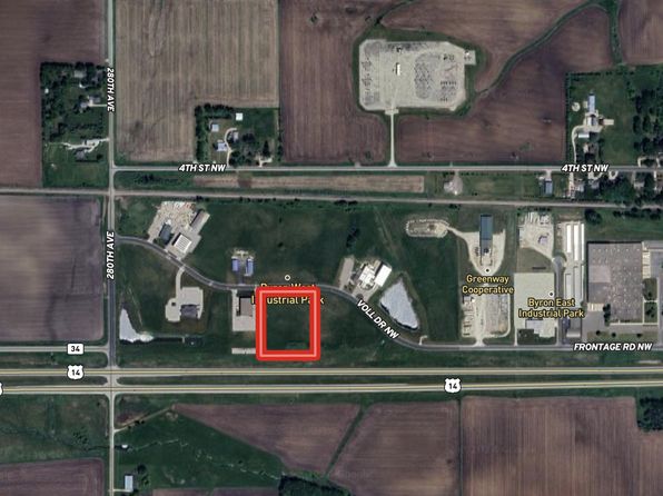 1420 Voll Dr NW, Byron, MN 55920