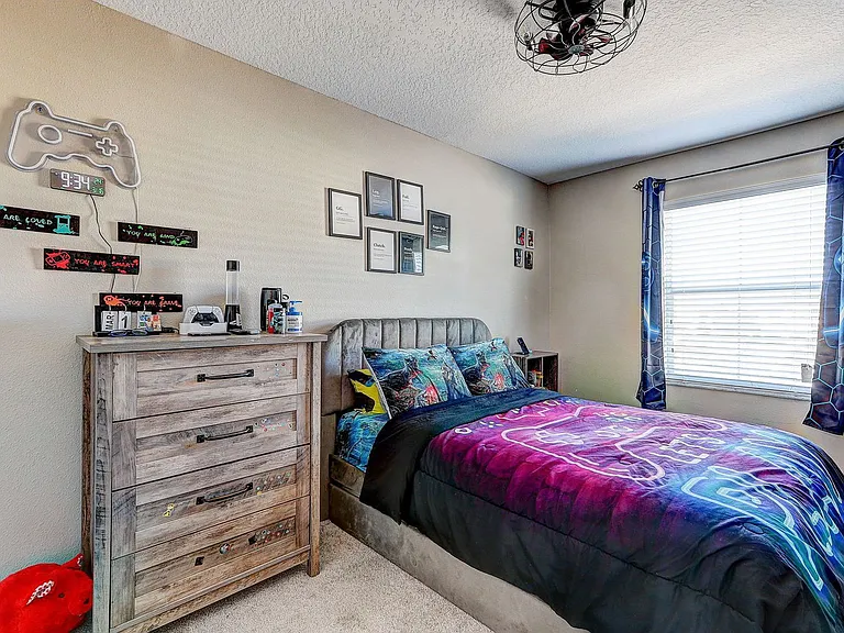 12910 Utopia Gardens Way — Photo 33