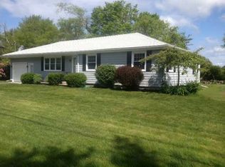 40 Dion Ave, Tiverton, RI 02878