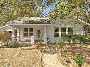 900 S Pecan Ave, Luling, TX 78648