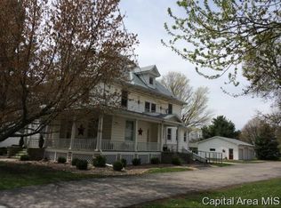 420 N Main St, Roseville, IL