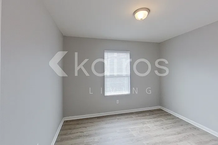 21664 Yosemite Blvd — Photo 12