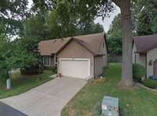 1725 Lowell Wood W, Mishawaka, IN