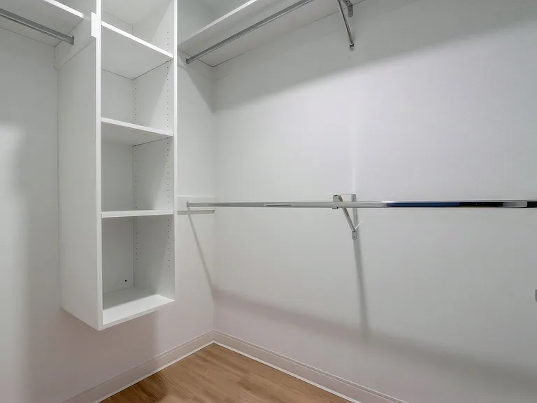 Element Apartments — Photo 28