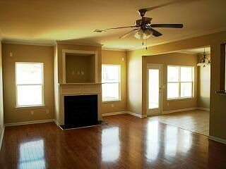 2nd image of 4 Highland Pointe Cir W
