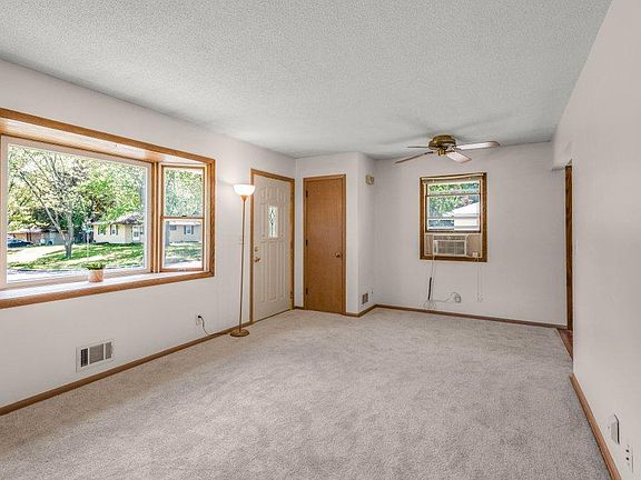 4th image of 5949 Quail Ave N