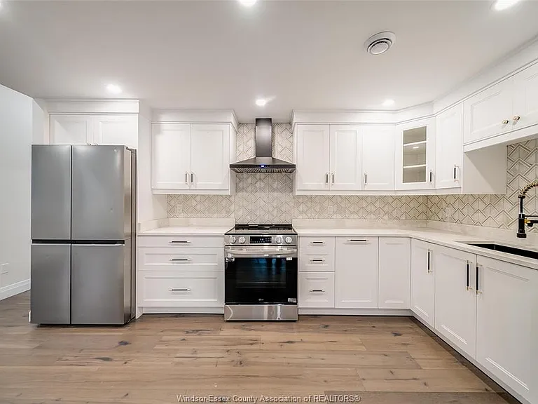 7800 Cecile St — Photo 16