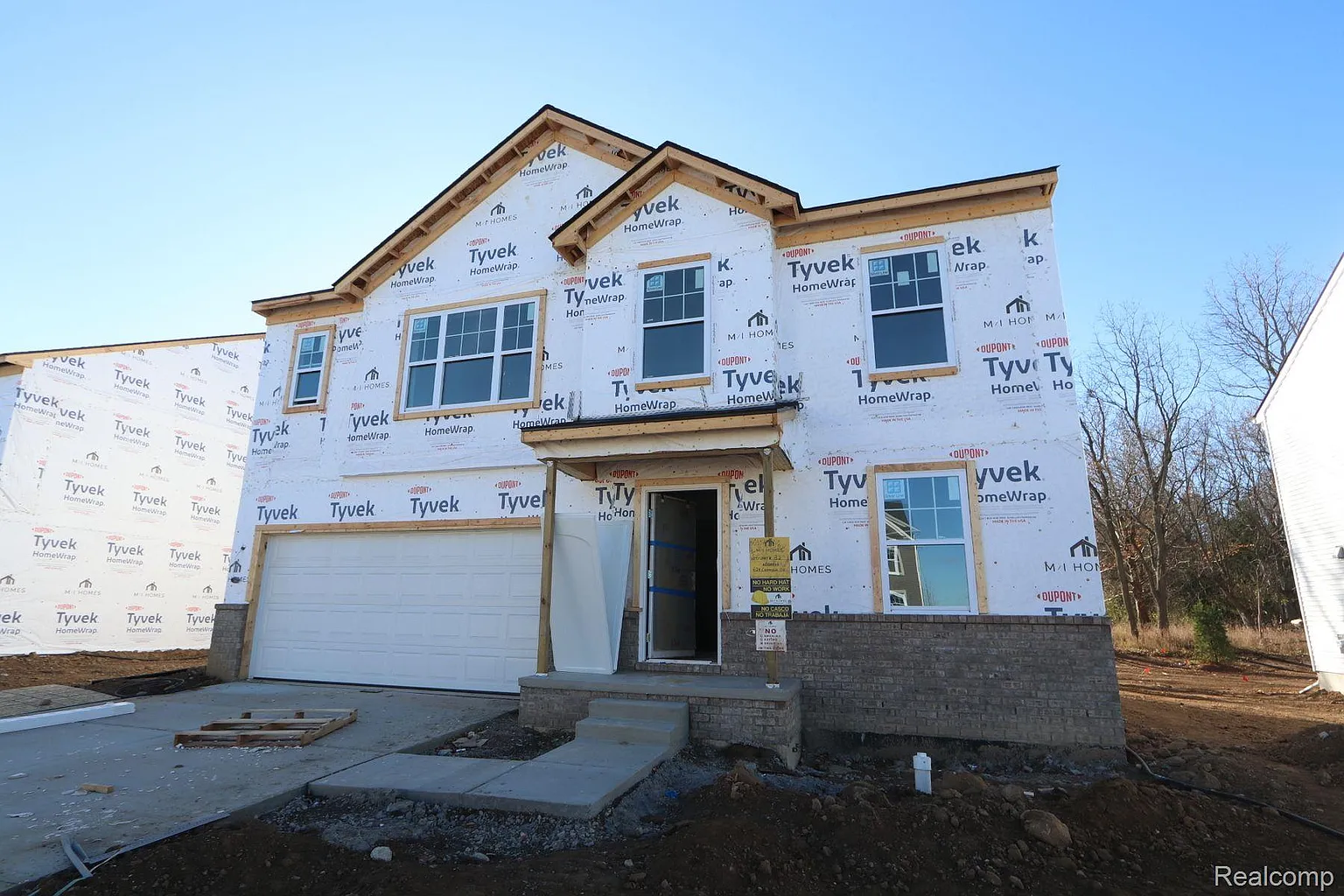 628 Countryside Dr photo 1