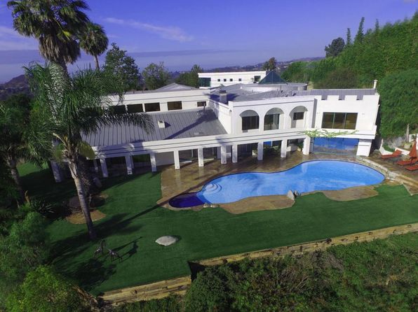 13318 Mulholland Dr