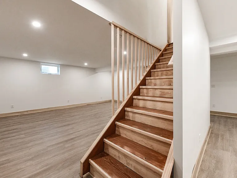 10526 Forrest Dr — Photo 25