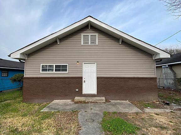 2nd image of 2503 Dodson Ave