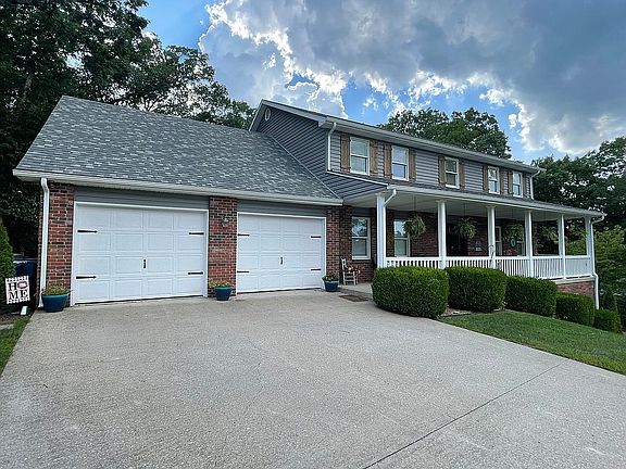 3rd image of 3225 Winchester Ct