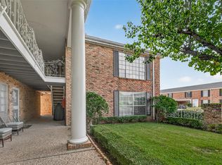 2201 Fountain View Dr APT 3, Houston, TX 77057