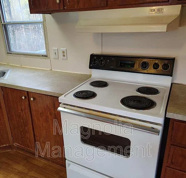 441 Hunter Rd — Photo 4