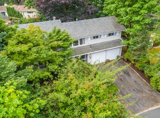 6021 NE 204th St, Kenmore, WA 98028