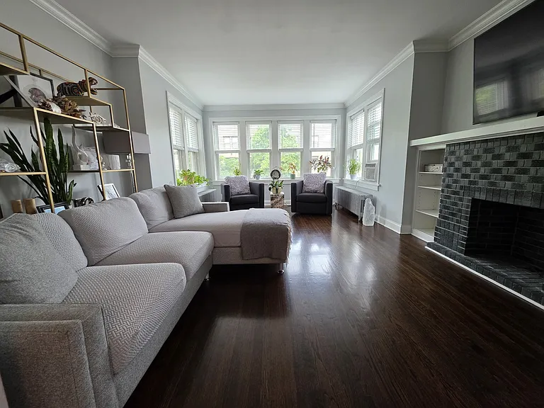 3828 N Mozart St #2 — Photo 2