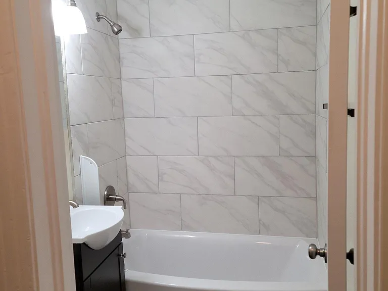 6018 Wainwright Dr — Photo 3