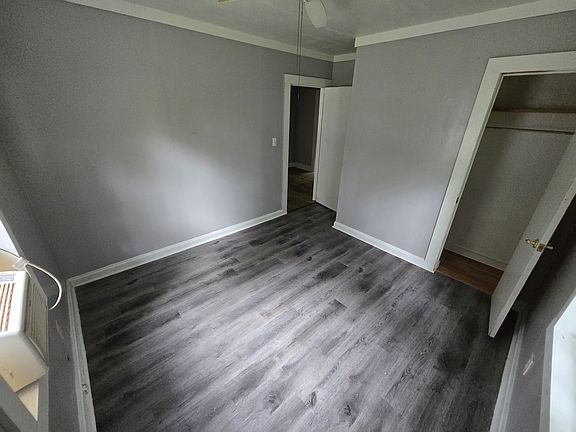 3rd image of 130 Haithcock St