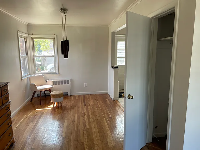 1379 E St #1 — Photo 9