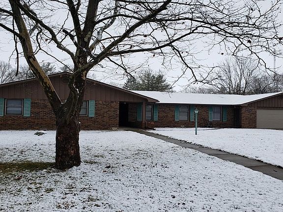 2nd image of 1417 N Lakeview Dr