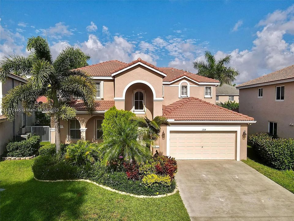 1st image of 1714 Royal Grove Way