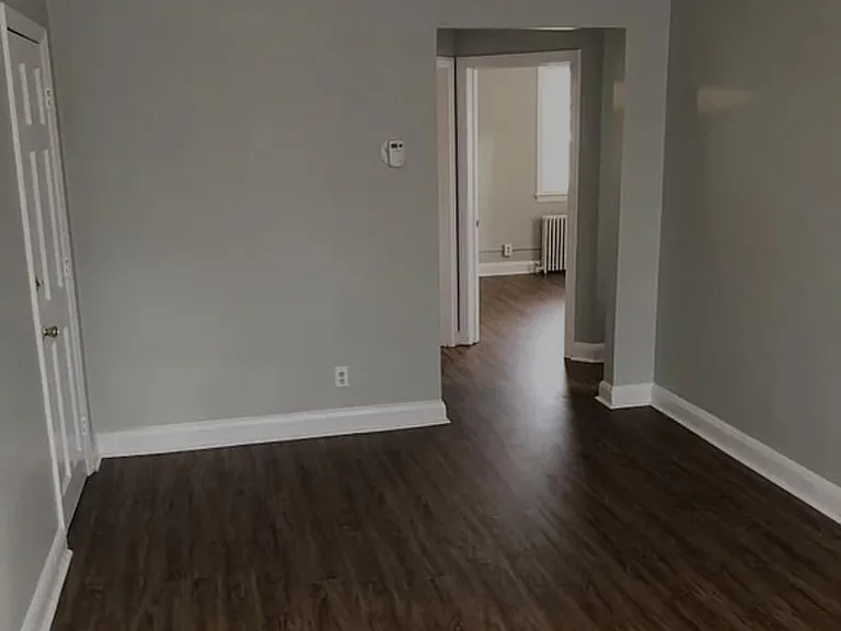 6137 Chinquapin Pkwy #2 — Photo 3