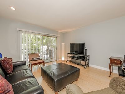 1045 N Kings Rd APT 101, West Hollywood, CA, 90069