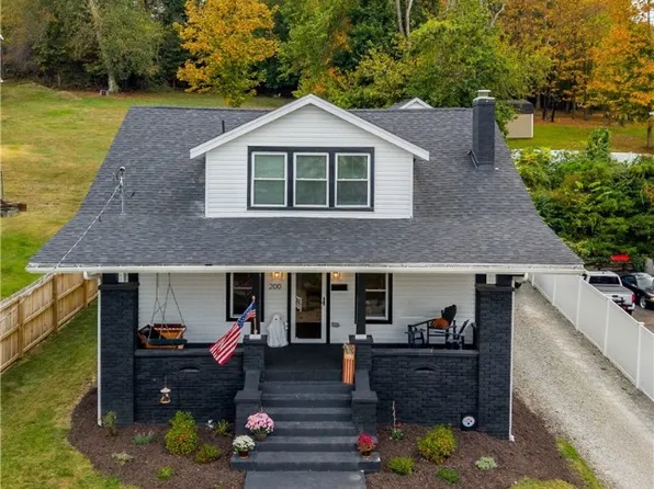 200 Piersol Ave, Bentleyville, PA 15314