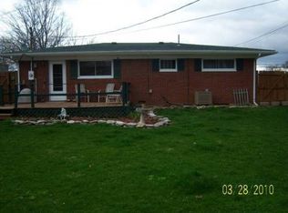 120 S Main Cross St, Hanover, IN 47243