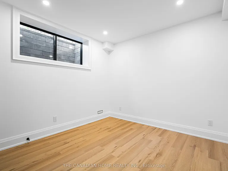 499 Rebecca St — Photo 46
