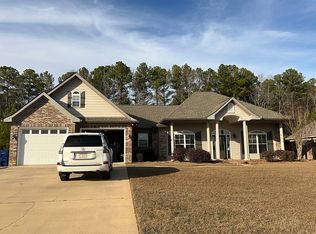 742 Wildwood Dr, Meridian, MS 39301