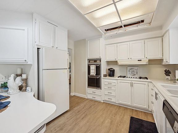 4th image of 1145 E Barham Dr Space 94